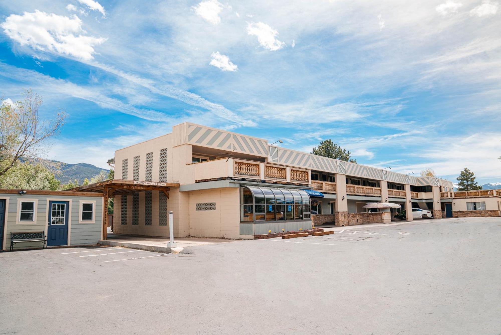 Salida Inn & Monarch Suites Luaran gambar