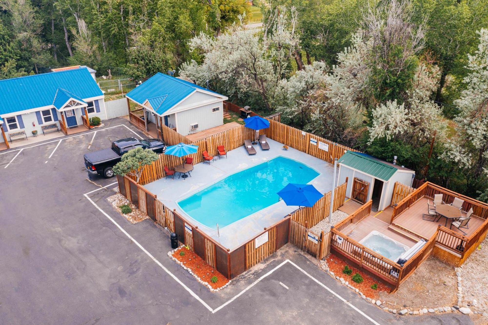 Salida Inn & Monarch Suites Luaran gambar